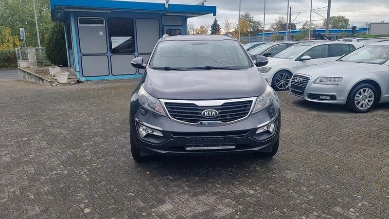 Grau Gebraucht 2013 Kia Sportage SUV | 11.500 € (Fairer Preis) - Bild 1/4