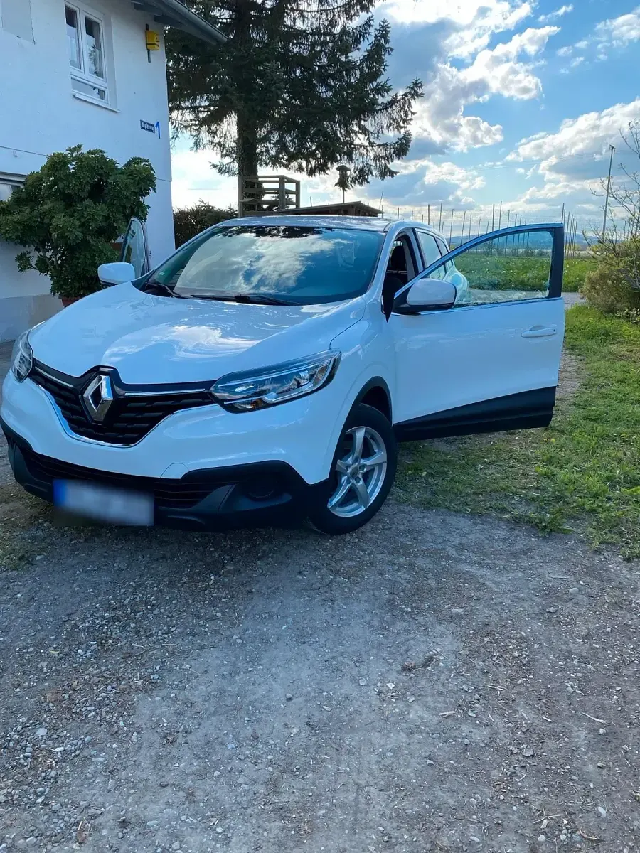 Gebraucht Renault Kadjar 130 PS (95 kW) 2018 Weiß SUV