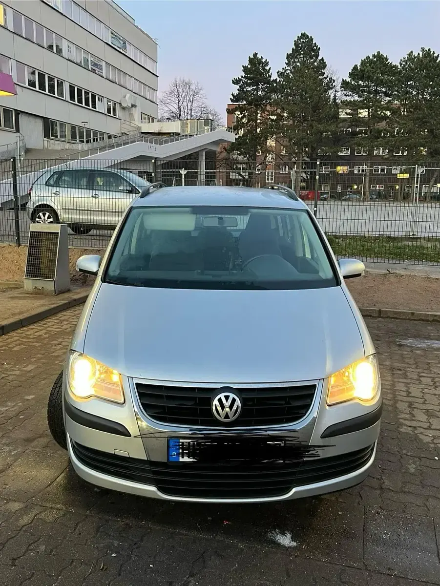 Gebraucht VW Touran 2007 Silber Van / Kleinbus