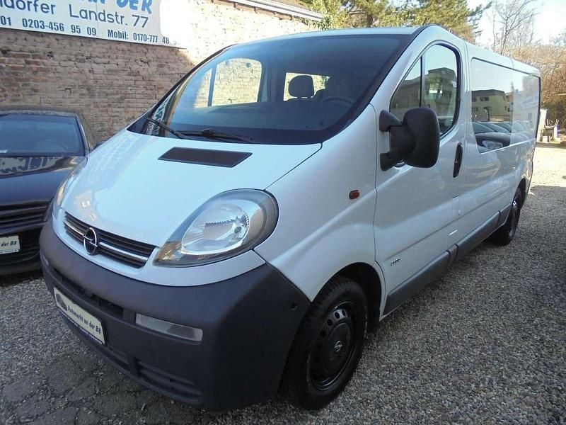 Gebraucht Opel Vivaro 101 PS (74 kW) 2005 Casabl/arctic/eisweiss/kaolin Van / Kleinbus