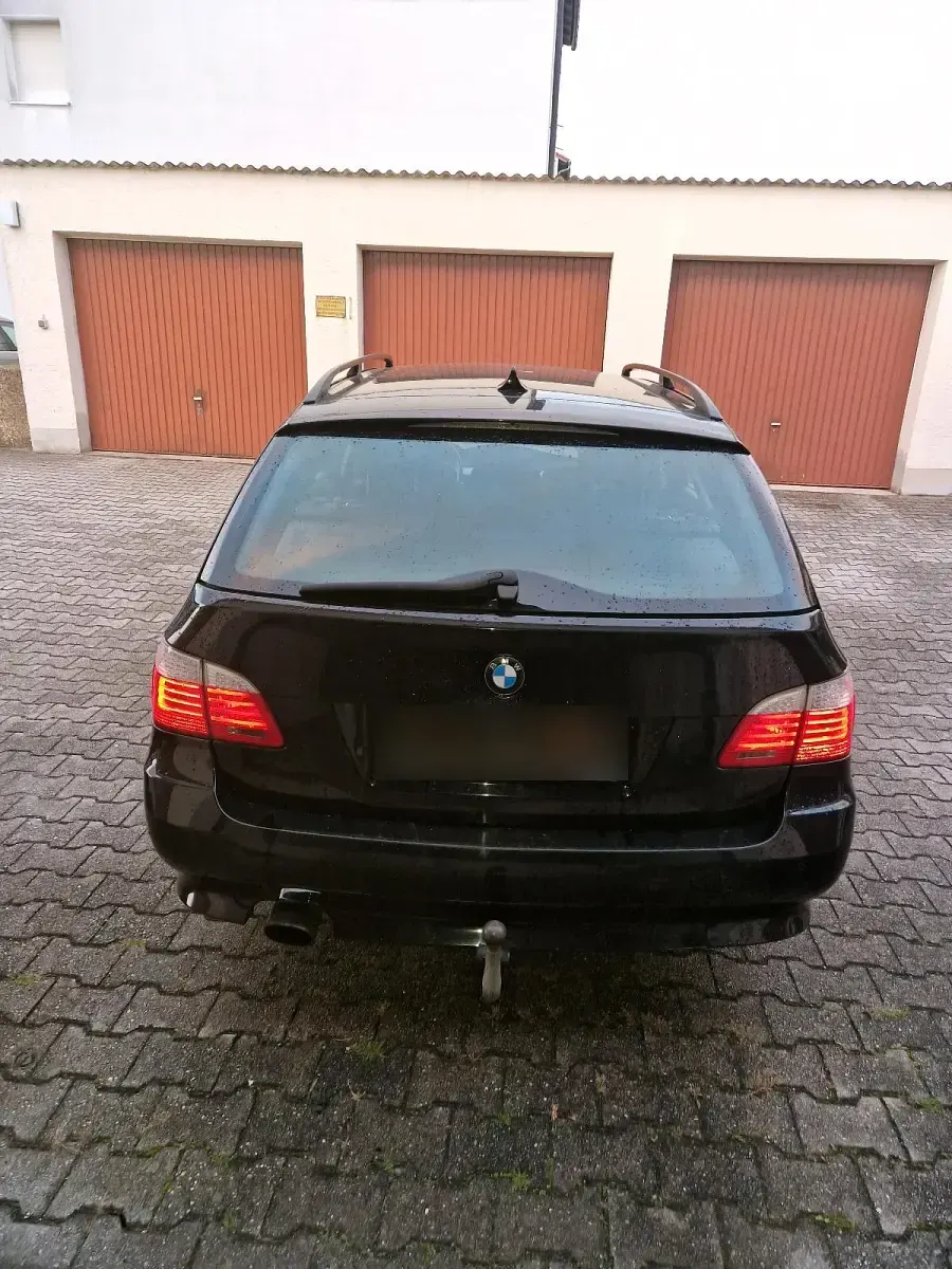 Second-hand BMW 520 163 CP (119 kW) 2007 Negru Break