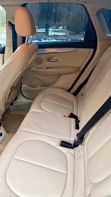 Gebraucht BMW 218 150 PS (110 kW) 2015 Blau Kombi