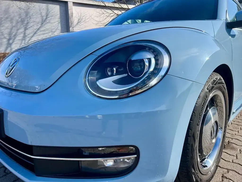 Second-hand VW Beetle Design 105 CP (77 kW) 2012 Albastru Hatchback