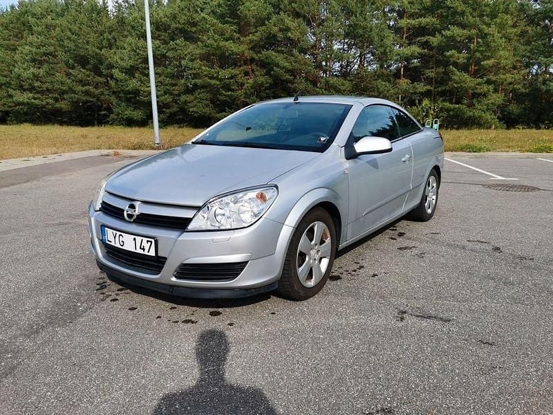 Gebraucht Opel Astra Cabriolet 140 PS (102 kW) 2008 Silber Cabrio