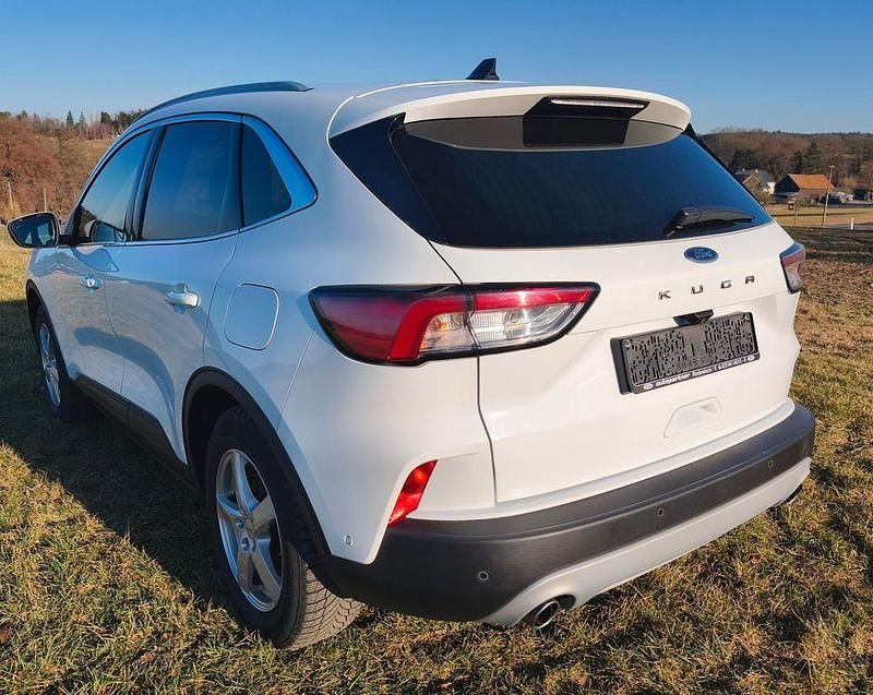 Gebraucht Ford Kuga Titanium X 150 PS (110 kW) 2020 Weiß SUV