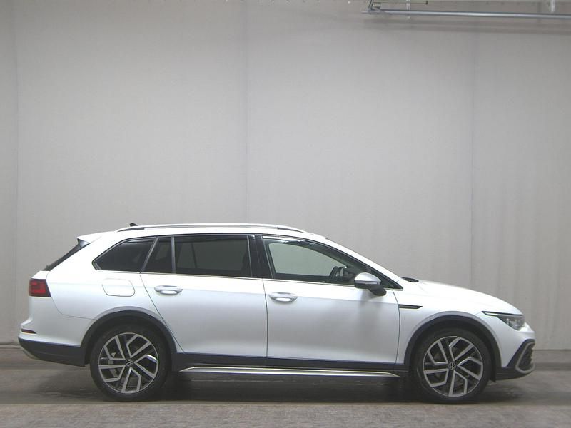 Weiss Gebraucht 2022 VW Golf Alltrack Kombi | 19.780 € (Fairer Preis) - Bild 1/4