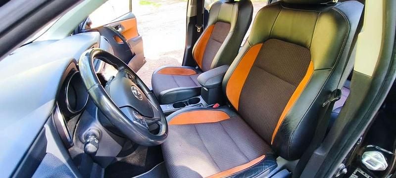 Gebraucht Toyota Auris Hybrid Executive 99 PS (72 kW) 2018 Schwarz Kombi