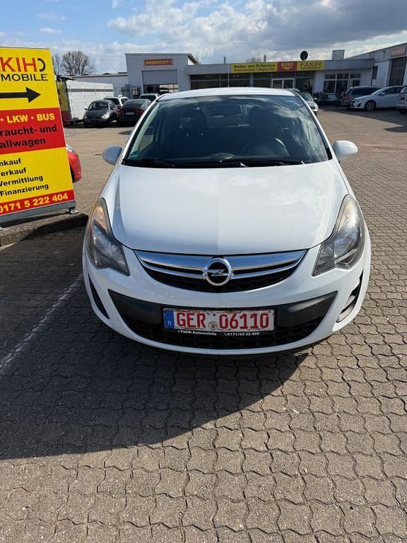 Gebraucht Opel Corsa Selection 69 PS (50 kW) 2014 Weiß Kleinwagen