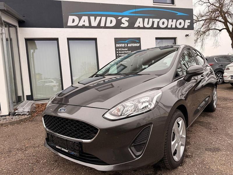 Grau Gebraucht 2018 Ford Fiesta Cool & Connect Kleinwagen | 9.900 € (Fairer Preis) - Bild 1/4