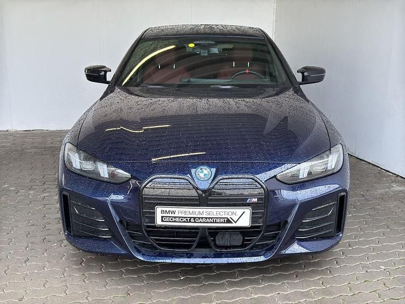 Blau Gebraucht 2024 BMW i4 M Sport Limousine | 55.840 € (Fairer Preis) - Bild 1/4