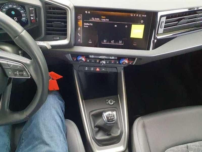 Gebraucht Audi A1 110 PS (80 kW) 2022 Chronosgrau (metallic) SUV