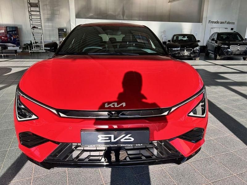 Neu Kia EV6 GT-Line 239 kW (325 PS) 2025 Runway rot met SUV