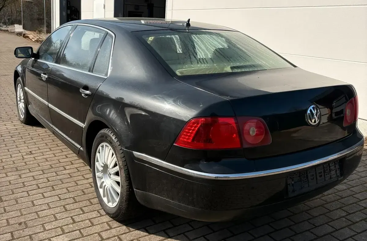 Gebraucht VW Phaeton 239 PS (175 kW) 2008 Grau Limousine