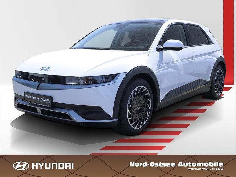 Atlas white / sol Gebraucht 2024 Hyundai Ioniq 6 Techniq Limousine | 35.990 € (Superpreis) - Bild 1/4