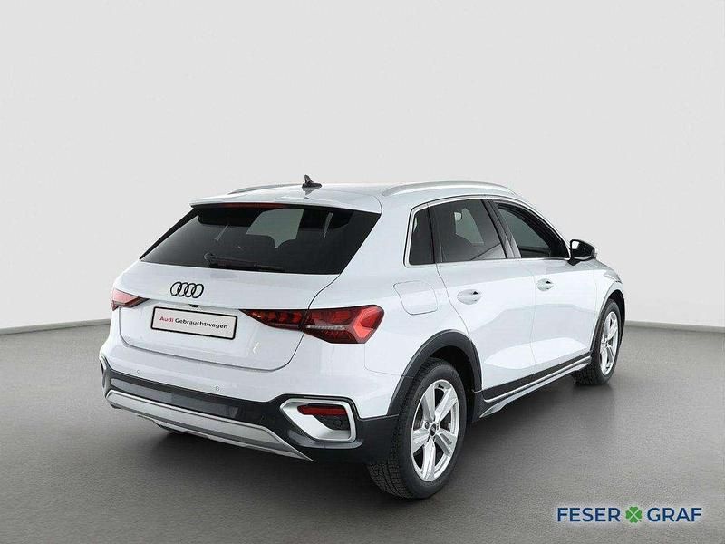 Gebraucht Audi A3 Ambiente 150 PS (110 kW) 2025 Gletscherweiß Kombi