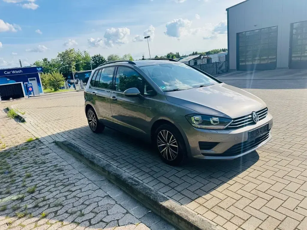 Gebraucht VW Golf Sportsvan Comfortline 110 PS (80 kW) 2014 Grau Van / Kleinbus