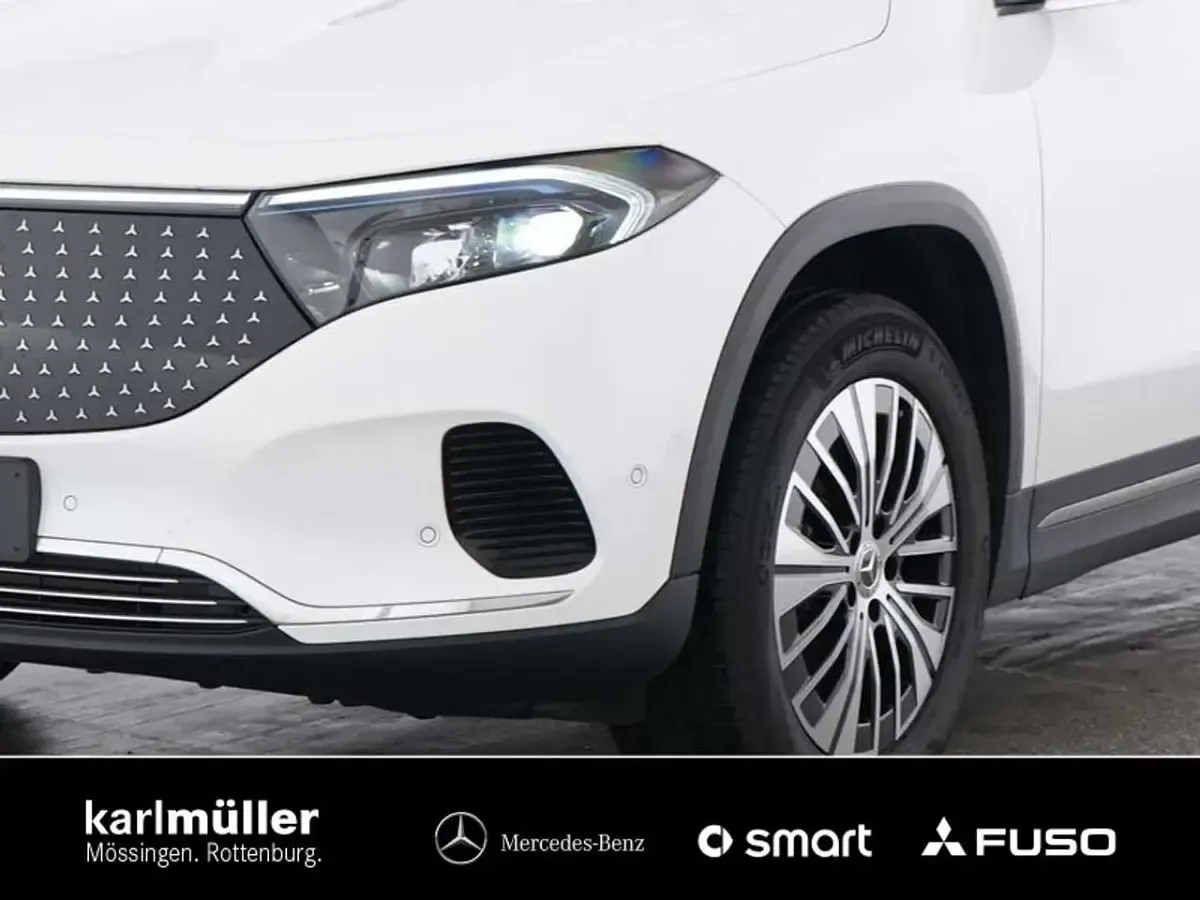 Gebraucht Mercedes EQA250 Electric Art 139 kW (190 PS) 2025 Unilack polarweiß SUV