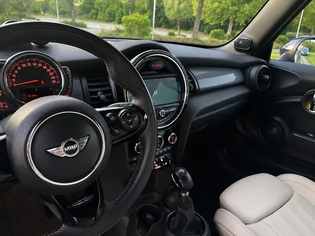 Gebraucht Mini Cooper D Cabriolet 116 PS (85 kW) 2017 Blau Cabrio