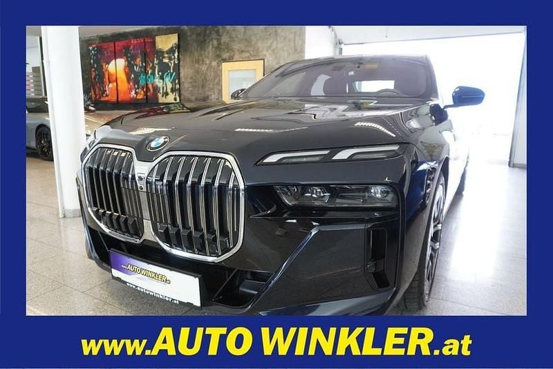 Schwarz Gebraucht 2024 BMW 740 Limousine | 88.470 € (Guter Preis) - Bild 1/4