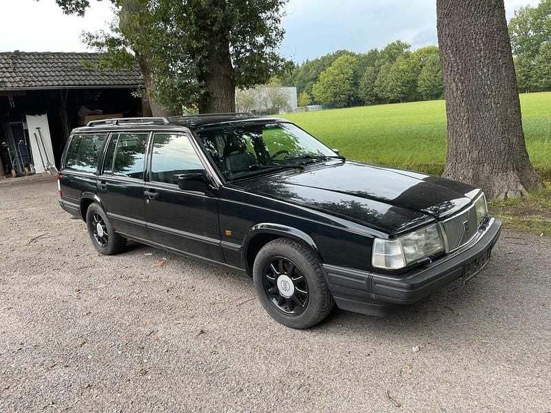 Schwarz Gebraucht 1995 Volvo 940 Kombi | 2.940 € - Bild 1/4