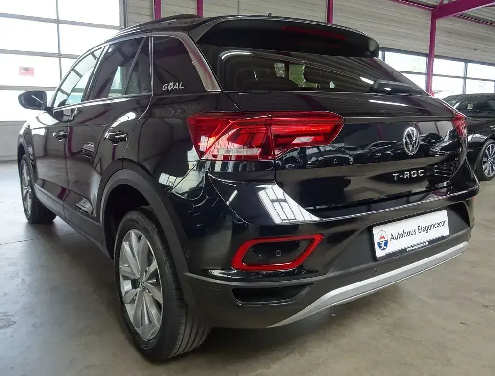 Gebraucht VW T-Roc Goal 150 PS (110 kW) 2025 Deep black perleffekt SUV