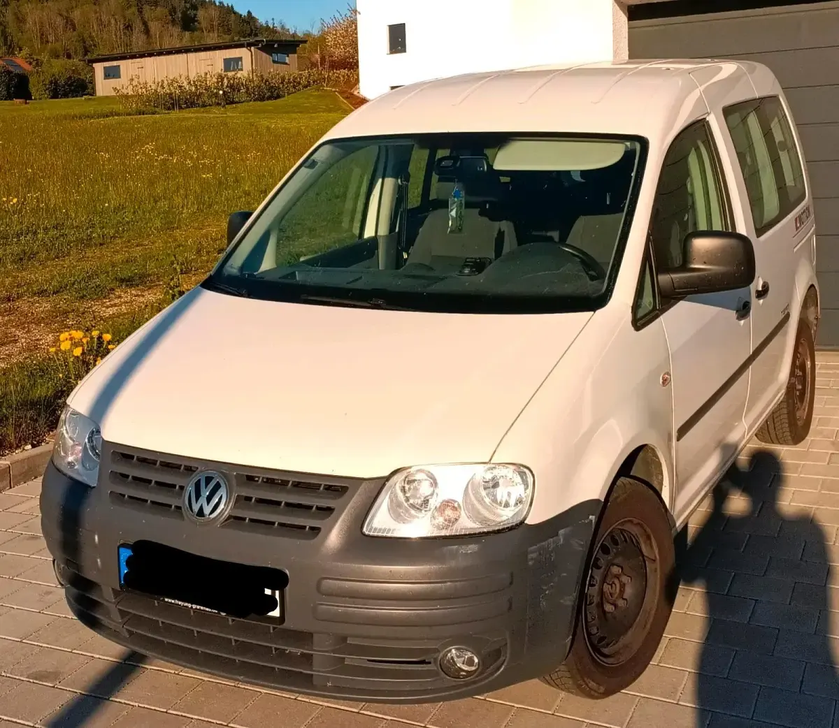 Gebraucht VW Caddy 105 PS (77 kW) 2010 Weiß Van / Kleinbus