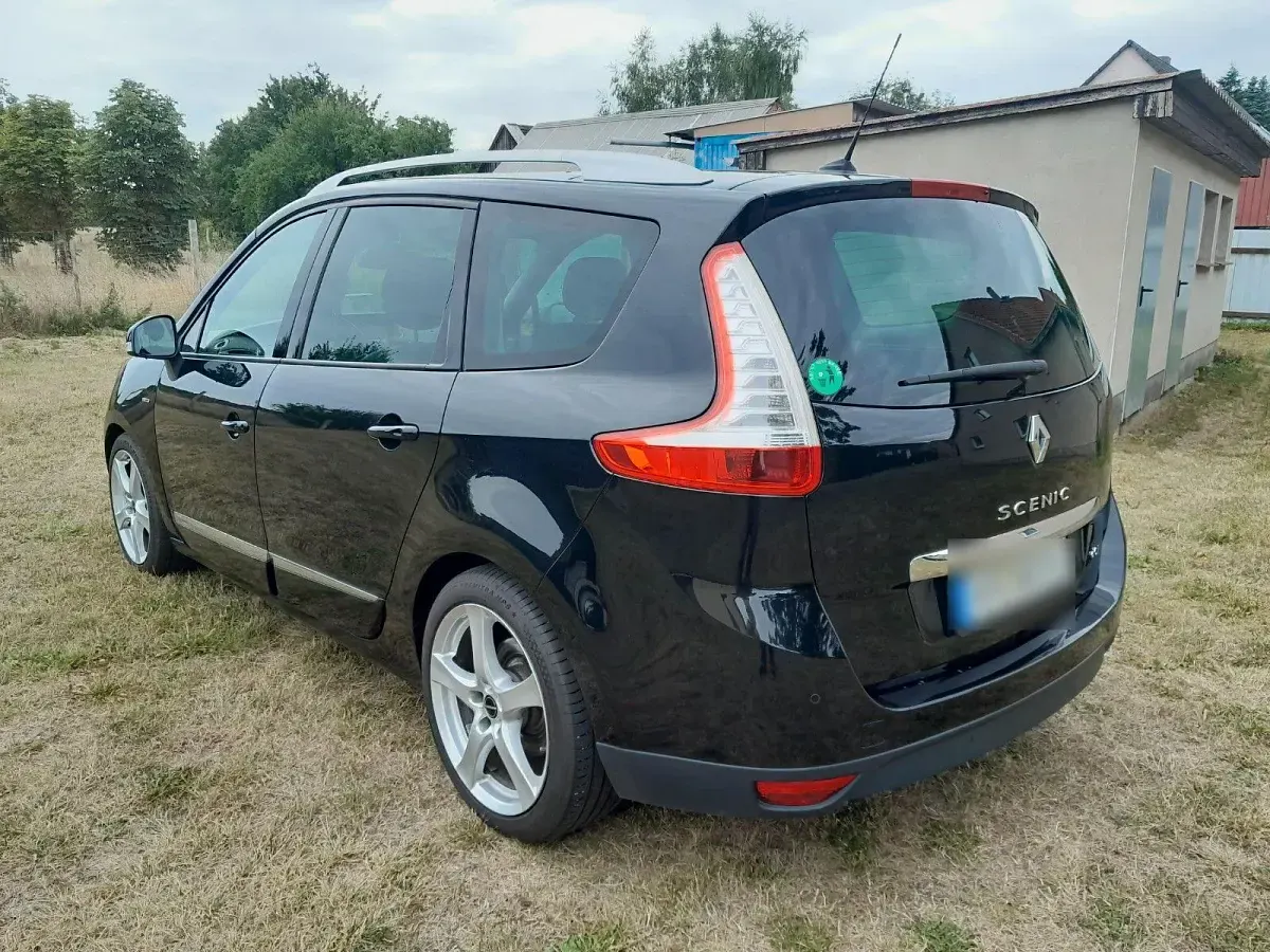 Gebraucht Renault Grand Scénic III Bose Edition 160 PS (117 kW) 2013 Schwarz Van / Kleinbus