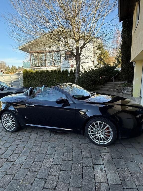 Gebraucht Alfa Romeo Spider 209 PS (153 kW) 2010 Schwarz Cabrio