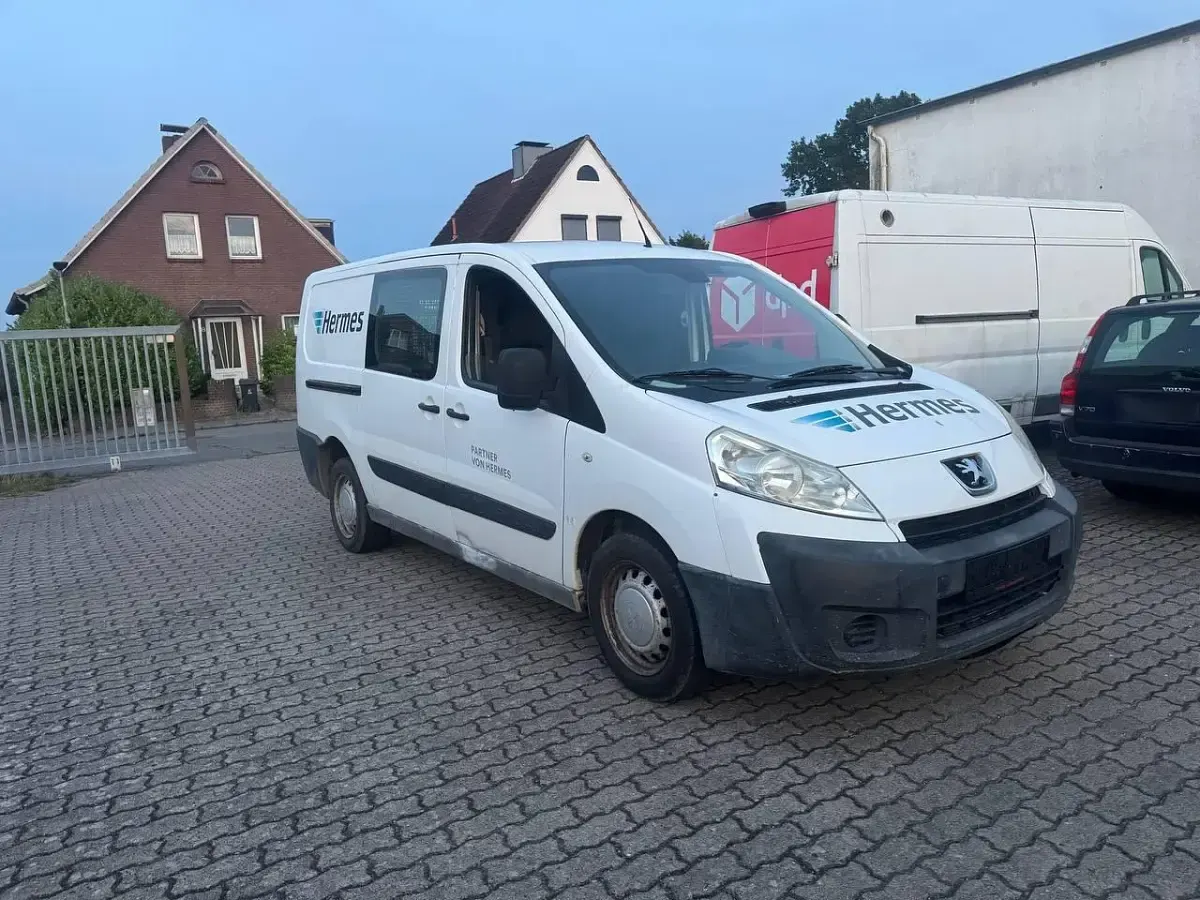 Gebraucht Peugeot Expert 90 PS (66 kW) 2007 Weiß Van
