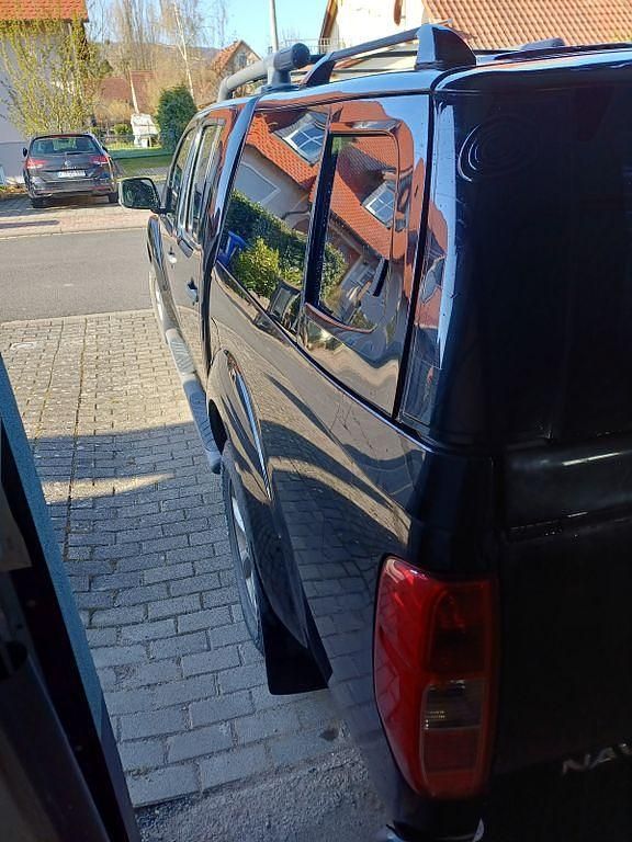 Gebraucht Nissan Navara 190 PS (139 kW) 2015 Schwarz Pickup