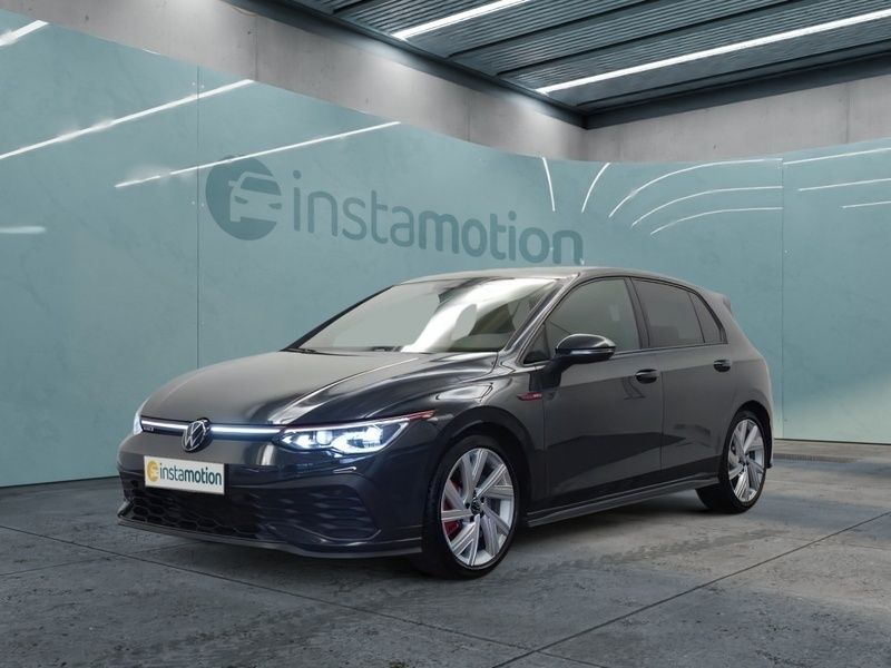 Grau Gebraucht 2023 VW Golf VIII GTI Limousine | 33.249 € (Fairer Preis) - Bild 1/3