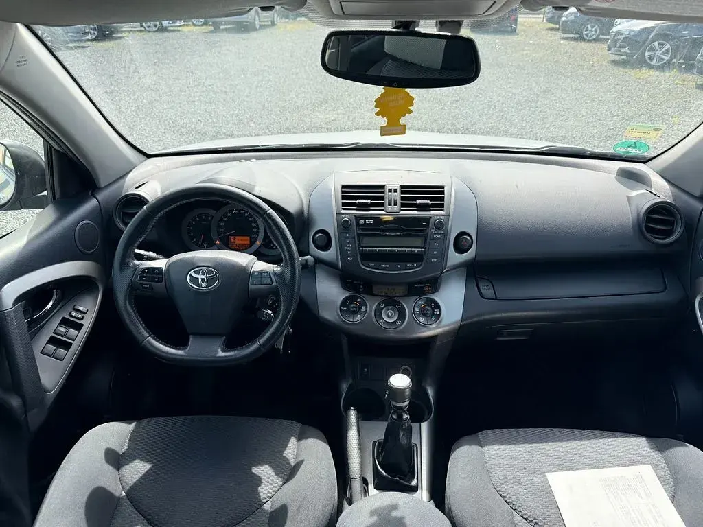 Gebraucht Toyota RAV4 158 PS (116 kW) 2010 Silber SUV