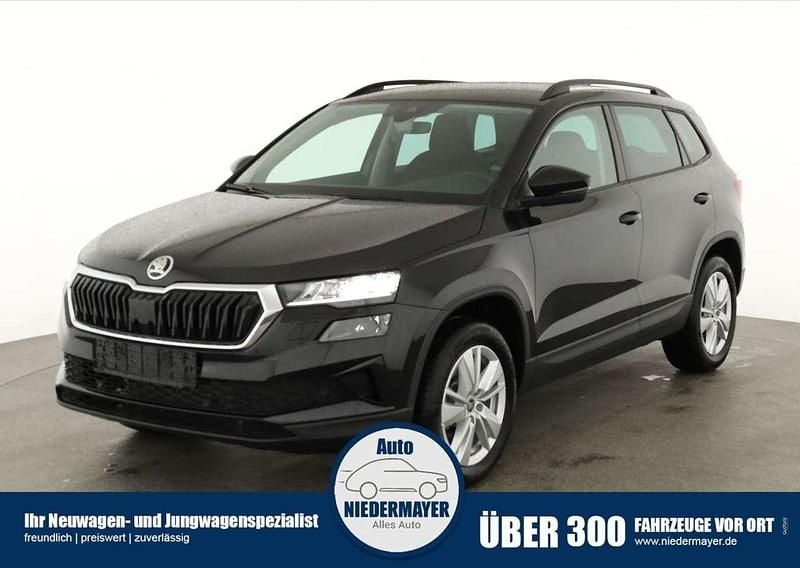 Neu Skoda Karoq Selection 150 PS (110 kW) 2026 Black magic perleffekt SUV
