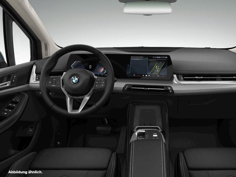 Gebraucht BMW 220 Active Tourer 150 PS (110 kW) 2025 Grau Van / Kleinbus