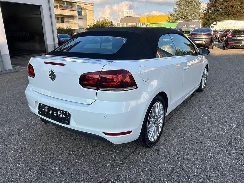 Gebraucht VW Golf Cabriolet Cup 160 PS (117 kW) 2014 Weiß Cabrio
