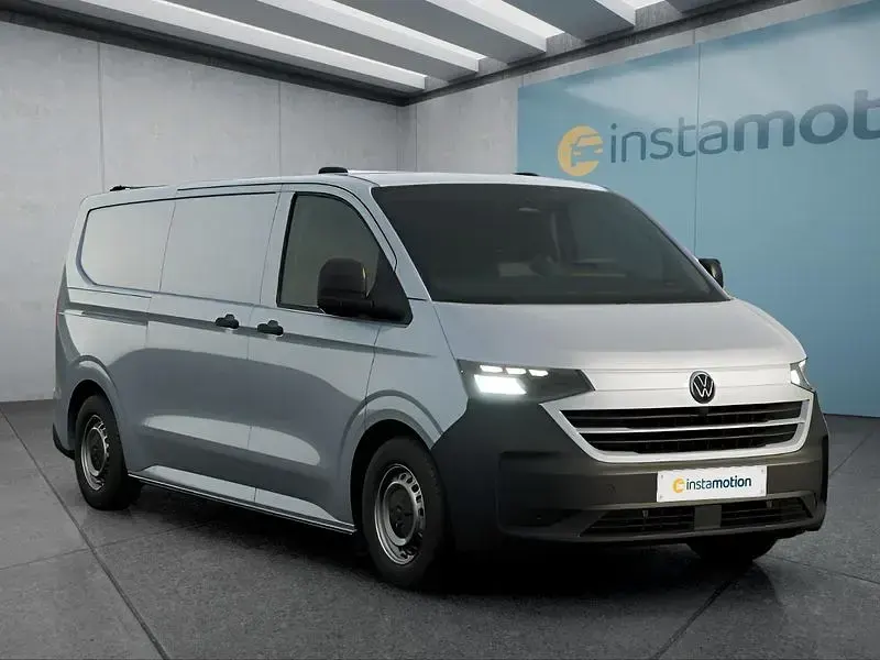 Neu VW T7 150 PS (110 kW) 2026 Grau Van