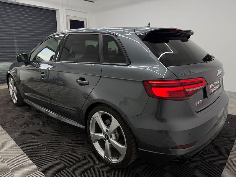 Gebraucht Audi RS3 Ambiente 400 PS (294 kW) 2018 Grau Limousine