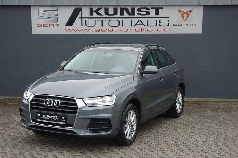 Grau Gebraucht 2015 Audi Q3 SUV | 13.590 € (Guter Preis) - Bild 1/4