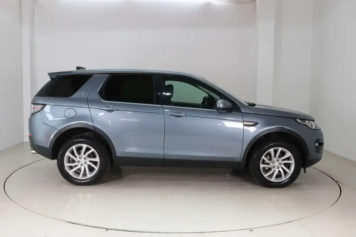 Gebraucht Land Rover Discovery Sport SE 179 PS (131 kW) 2018 Blau SUV
