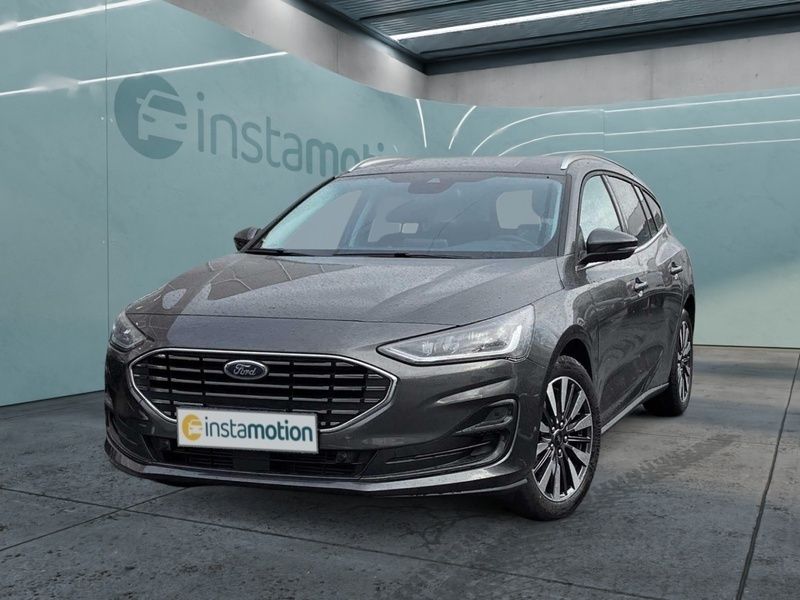 Grau Gebraucht 2024 Ford Focus Titanium Kombi | 25.990 € (Superpreis) - Bild 1/4