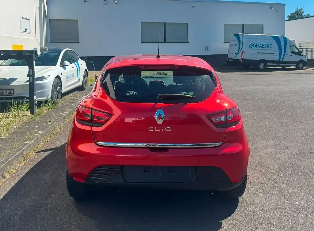 Gebraucht Renault Clio IV Luxe 120 PS (88 kW) 2014 Gold Limousine