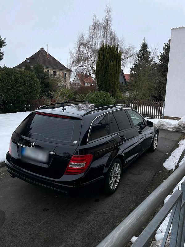 Gebraucht Mercedes C220 170 PS (125 kW) 2013 Schwarz Kombi
