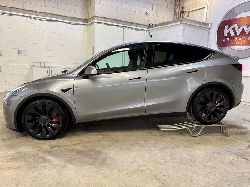 Gebraucht Tesla Model Y Performance 392 kW (534 PS) 2024 Grau SUV