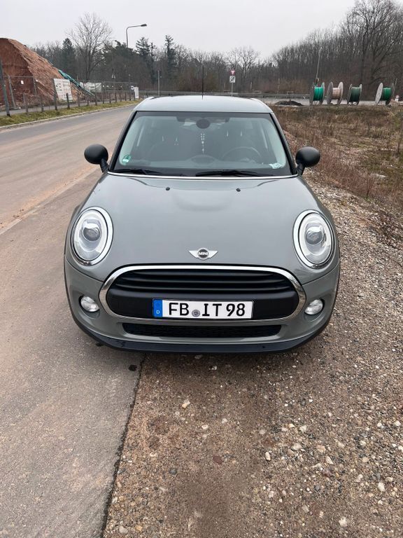 Silber Gebraucht 2015 Mini ONE Kleinwagen | 10.000 € (Fairer Preis) - Bild 1/4