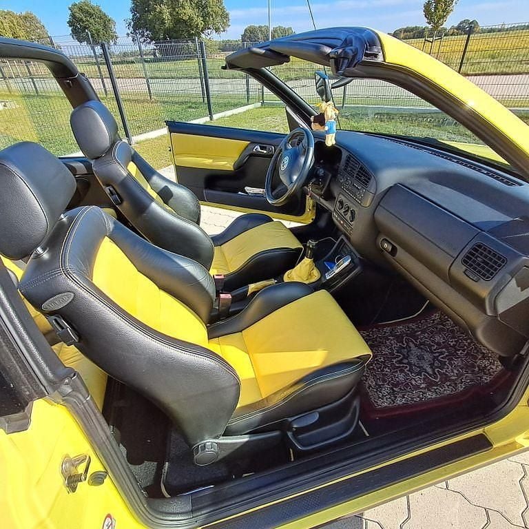 Gebraucht VW Golf Cabriolet Conceptline 116 PS (85 kW) 2002 Gelb Cabrio