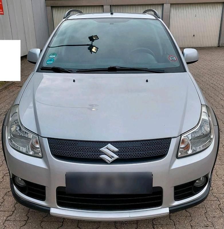 Gebraucht Suzuki SX4 120 PS (88 kW) 2009 Silber SUV