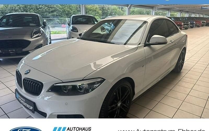 Weiß Gebraucht 2019 BMW 218 M Sport Coupé | 20.779 € (Fairer Preis) - Bild 1/4