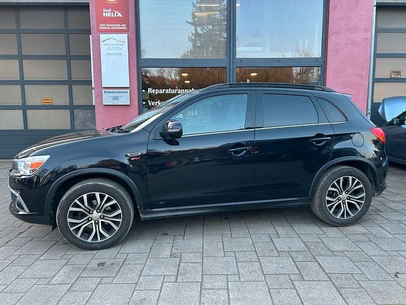 Gebraucht Mitsubishi ASX Edition 150 PS (110 kW) 2018 Schwarz SUV