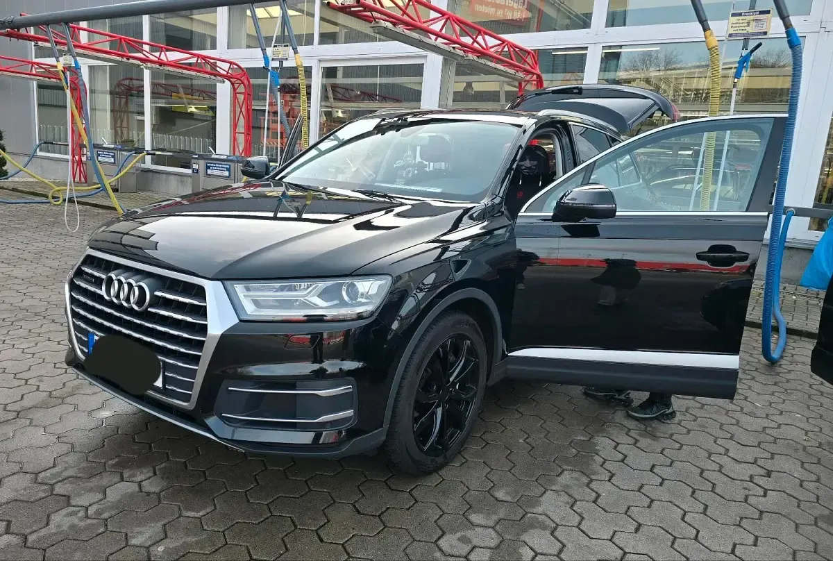 Gebraucht Audi Q7 272 PS (200 kW) 2015 Schwarz SUV