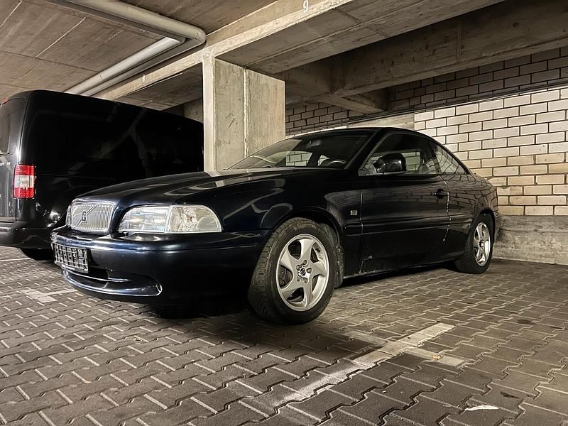 Blau Gebraucht 1998 Volvo C70 Coupé | 1.500 € (Superpreis) - Bild 1/4